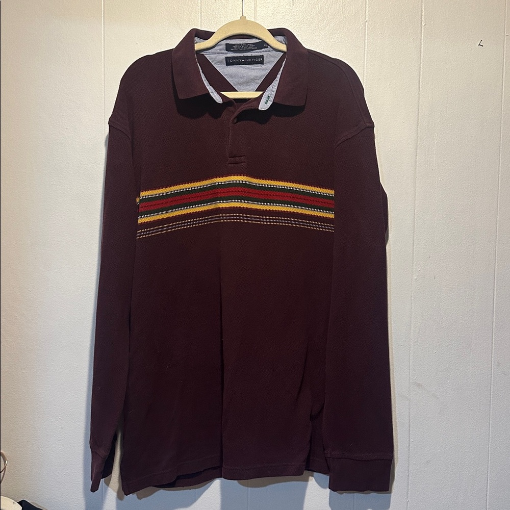Tommy Hilfiger long sleeve polo sweater size xl
Skater raver acedemic stripes